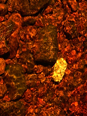 RIVER RED